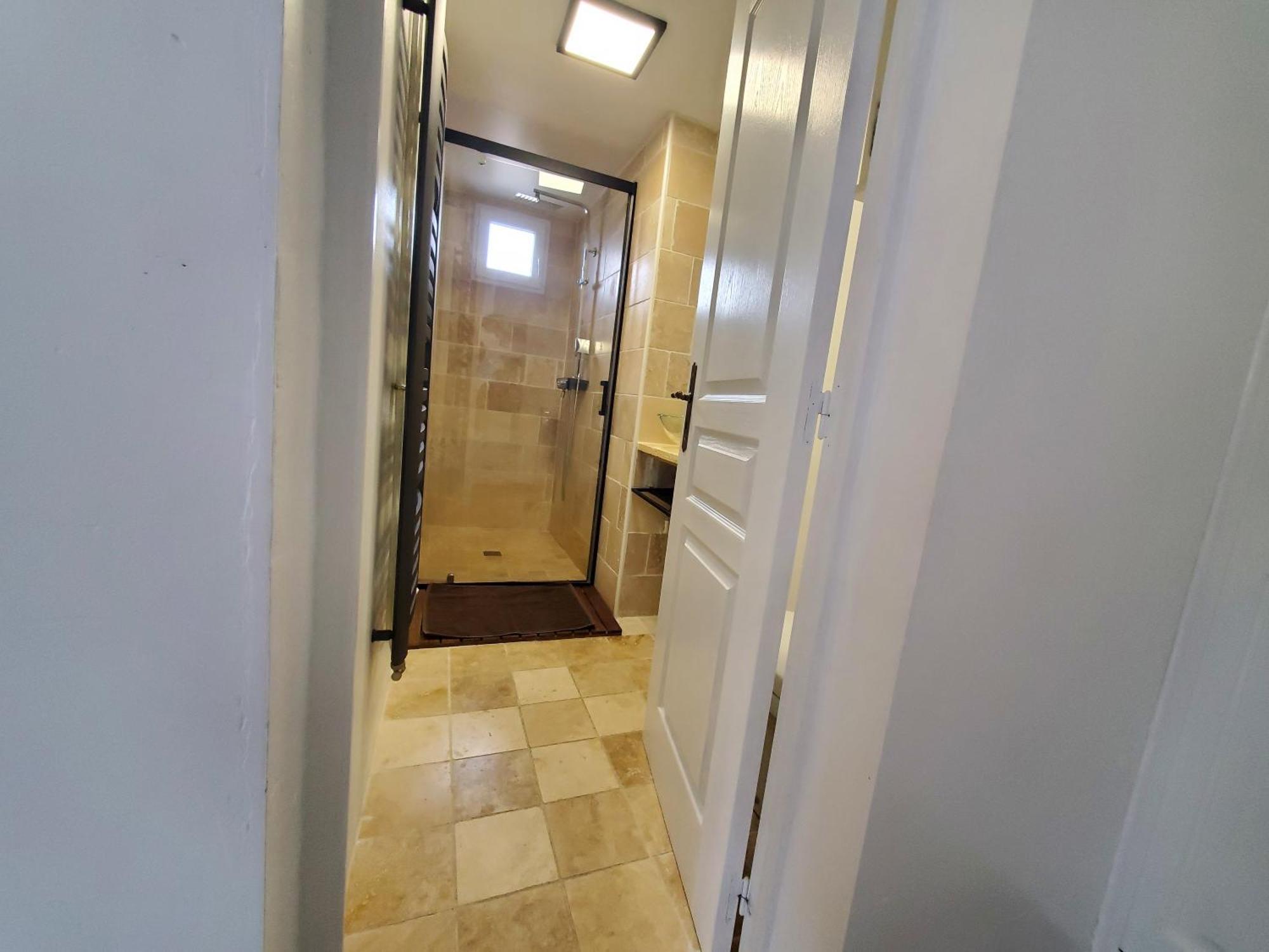 Appart 28M2 Avec Jardin Et Parking Prives, Chambre Separee Milhaud Dış mekan fotoğraf